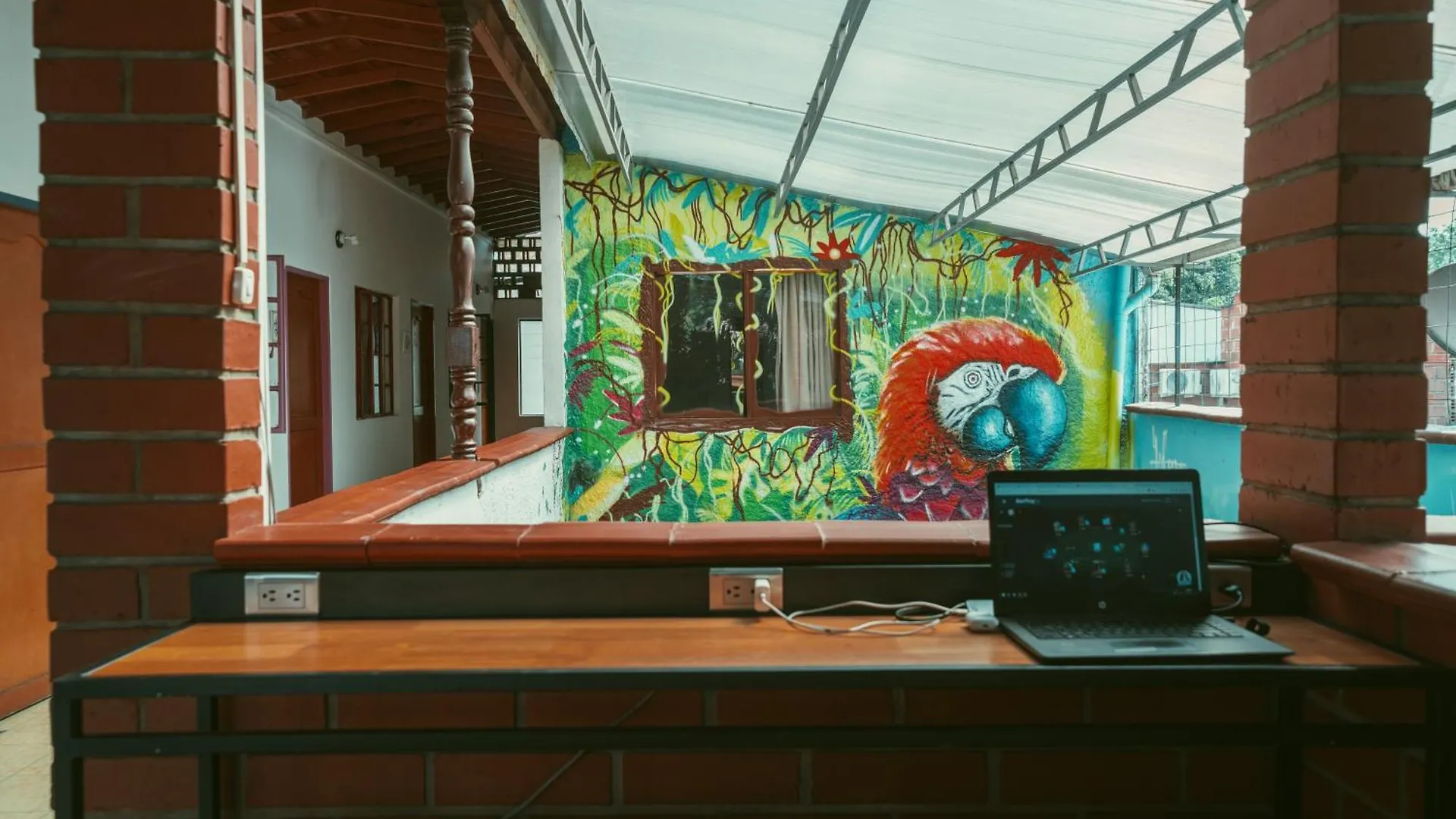 Hostal Pura Vida La 70 Medellin 0*,  Colombia