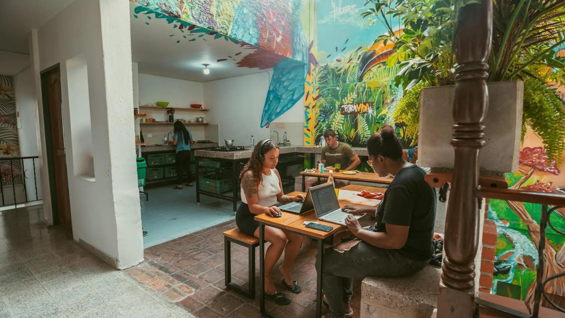 Hostal Pura Vida La 70 Medellin Guest house