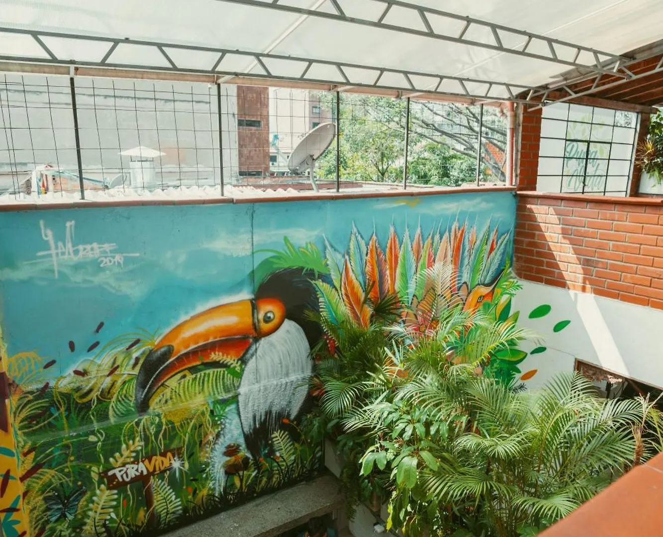 Hostal Pura Vida La 70 Medellin 0*,  Colombia
