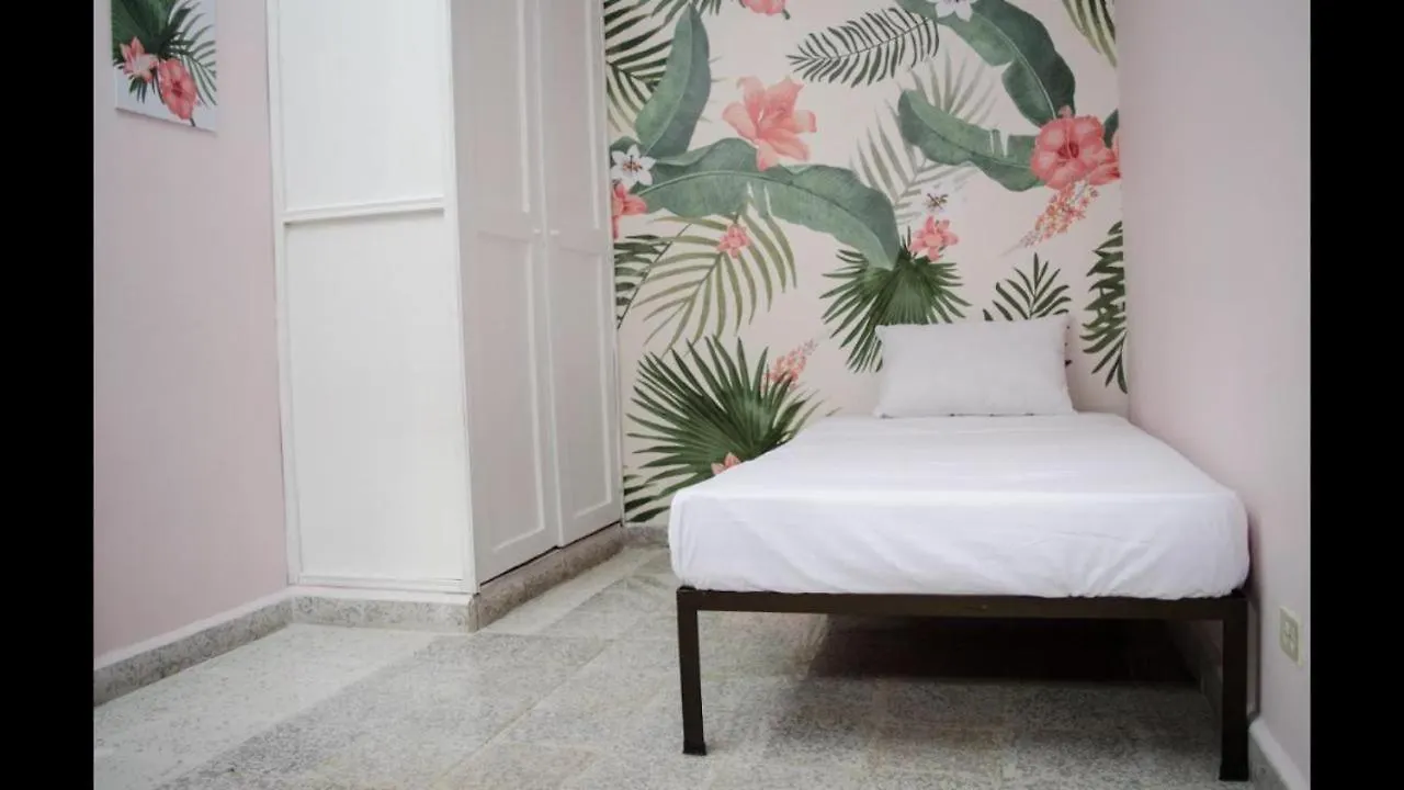 Hostal Pura Vida La 70 Medellin