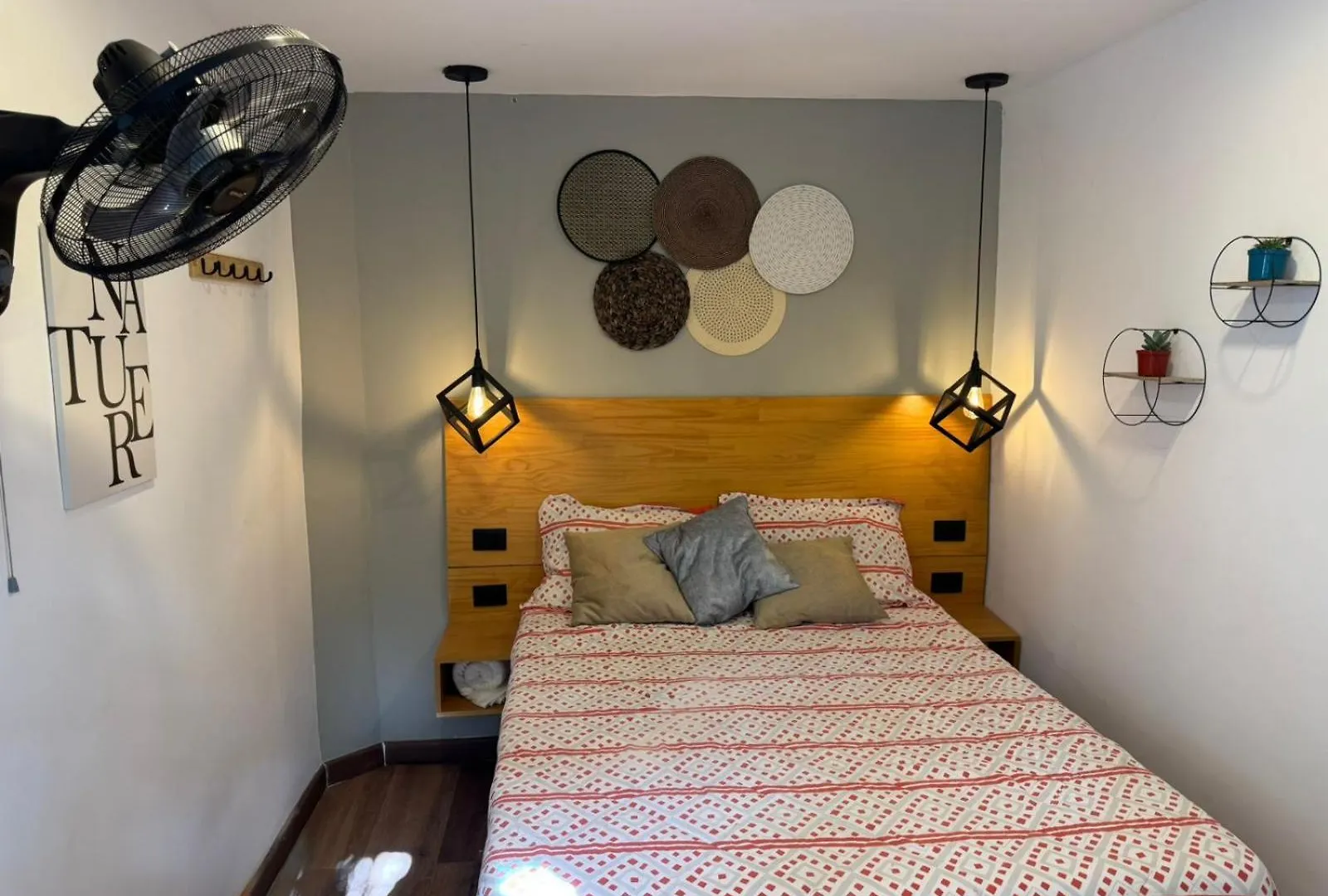 Hostal Pura Vida La 70 Medellin